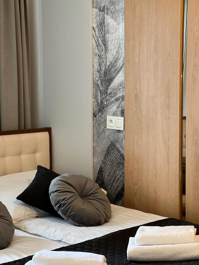 Family & Business Elegant Apartments Ul Lotnicza Centrum Galeria Korona - 1 Bedroom, Terrace, Air Conditioning, Garage - New! Kielce Exterior foto