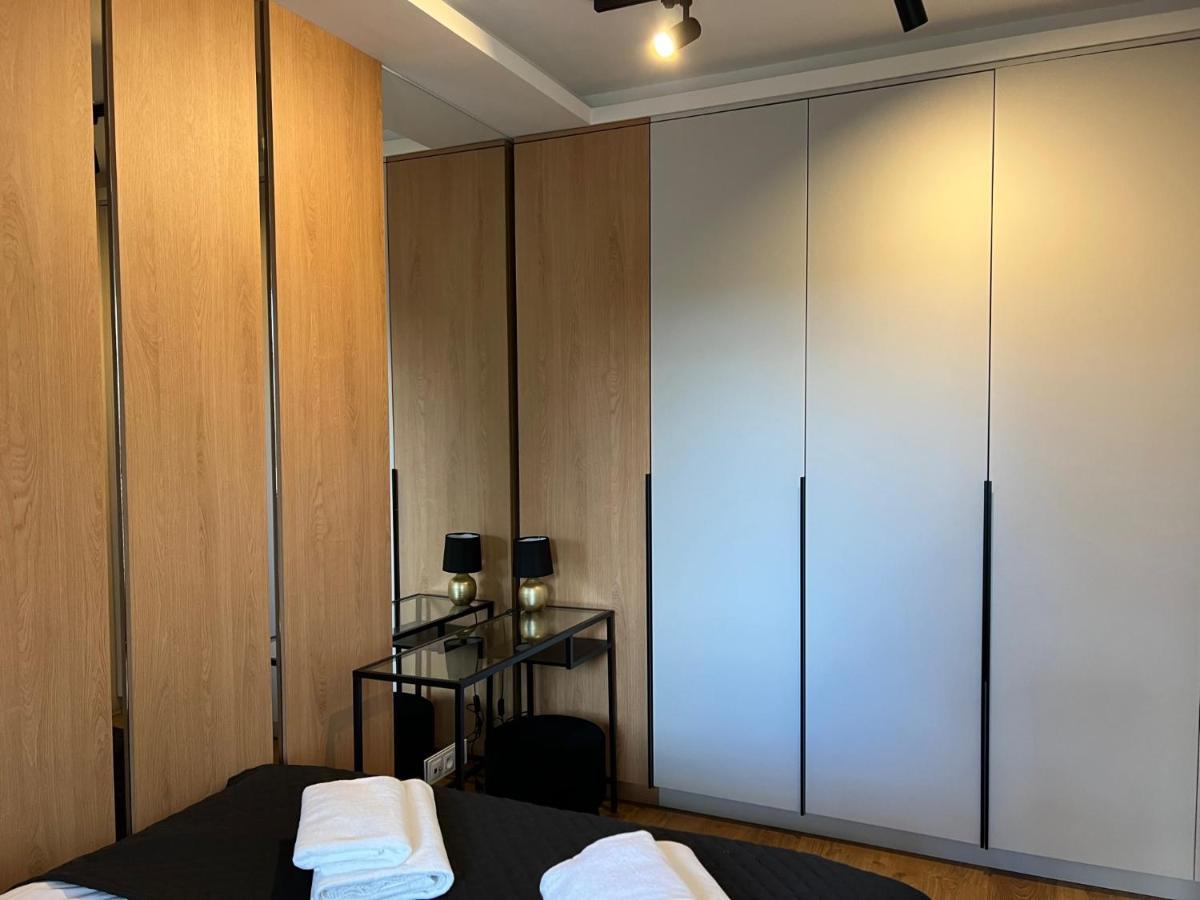 Family & Business Elegant Apartments Ul Lotnicza Centrum Galeria Korona - 1 Bedroom, Terrace, Air Conditioning, Garage - New! Kielce Exterior foto