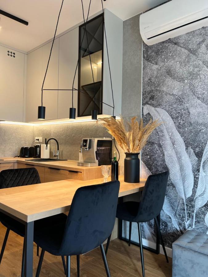 Family & Business Elegant Apartments Ul Lotnicza Centrum Galeria Korona - 1 Bedroom, Terrace, Air Conditioning, Garage - New! Kielce Exterior foto